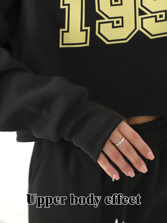 Women's 2-Piece Hoodie Set – Cropped Sweatshirt & Joggers