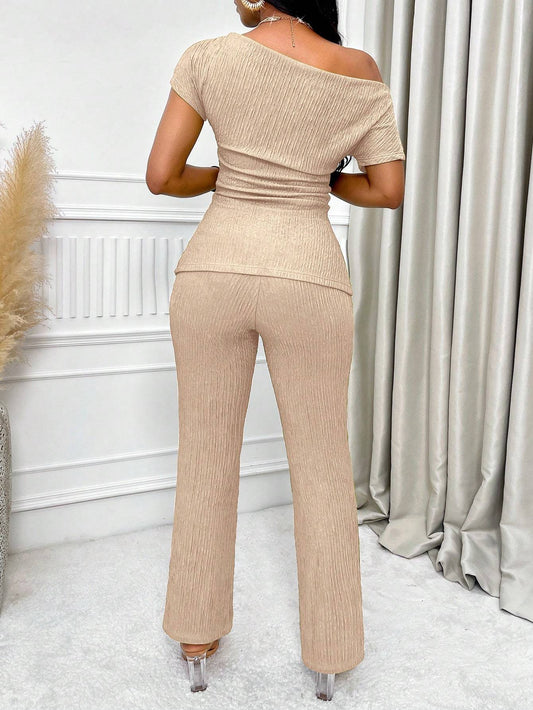 Neck Split Hem Ruched Top & Flare Leg Pants – Effortless Style with a Chic Twist