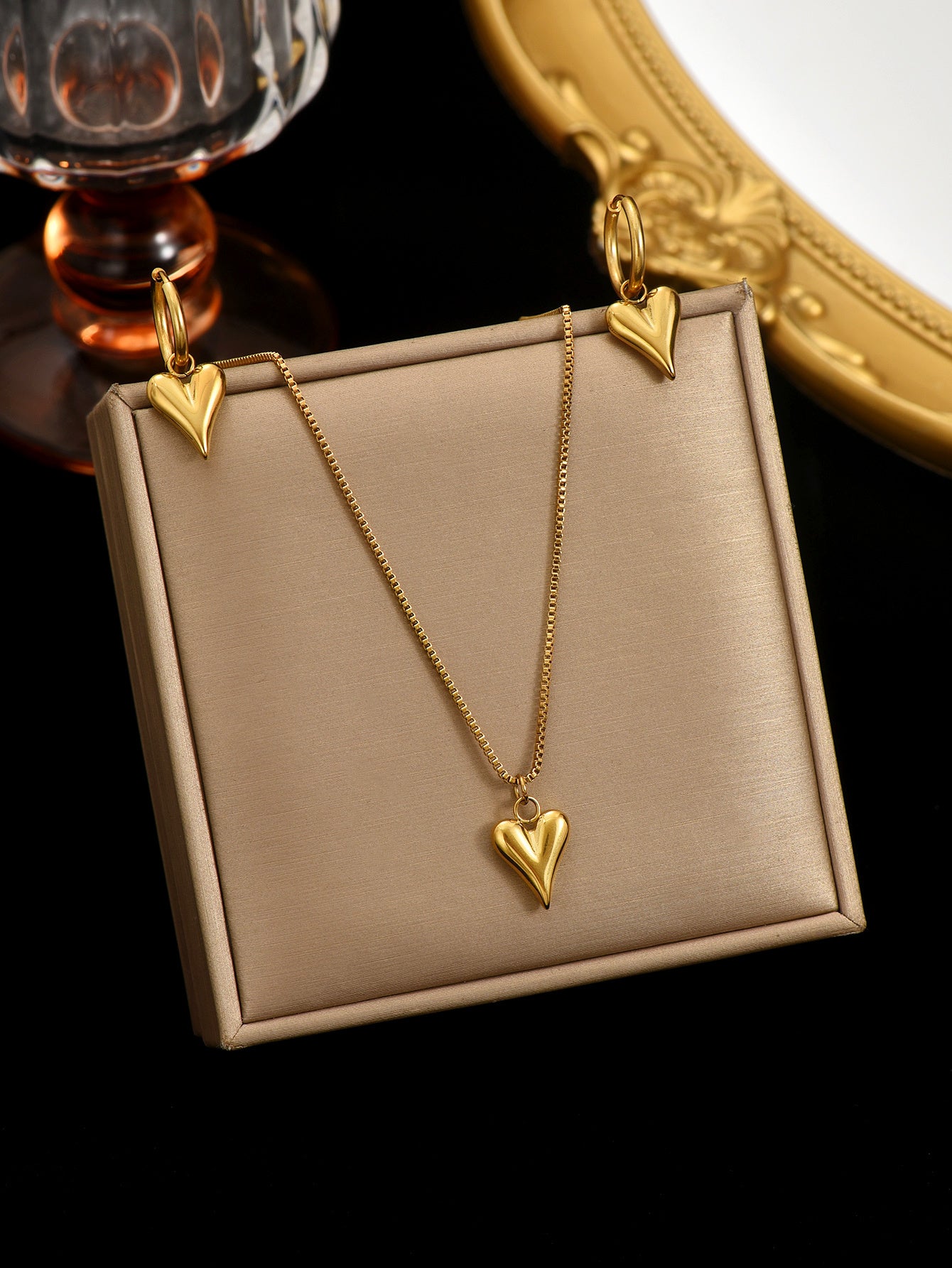 Gold Heart Jewelry Set – 18K Plated Necklace & Earrings