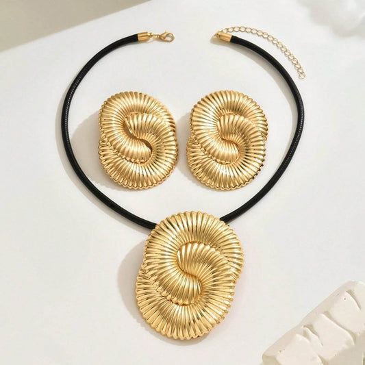 Glamorous Golden Spiral Jewelry Set - A Statement Of Elegance - Holy Mango Store