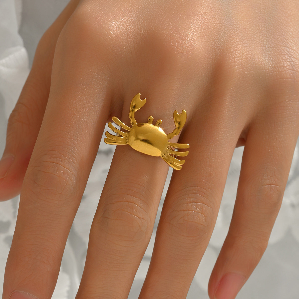 Crab Ring – 18K Gold Plated Stainless Steel