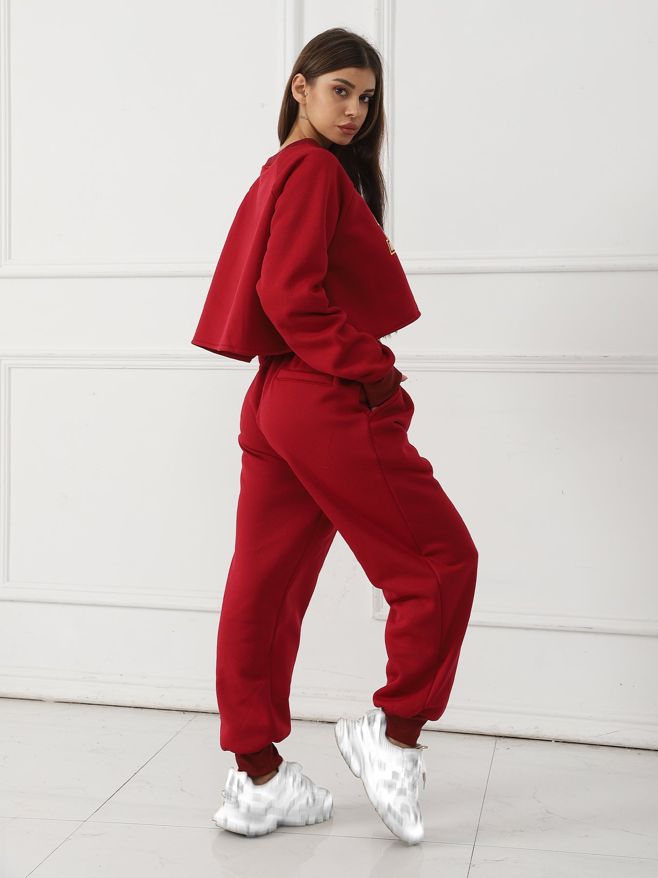 Women's 2-Piece Hoodie Set – Cropped Sweatshirt & Joggers