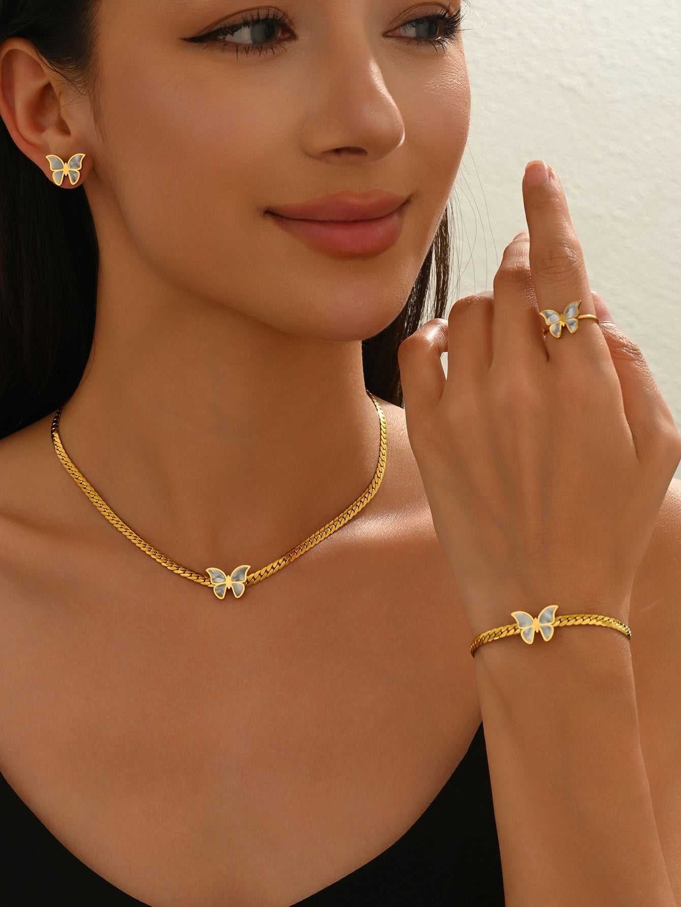 18K Gold Butterfly Jewelry Set – Elegant 4PC Gift for Her