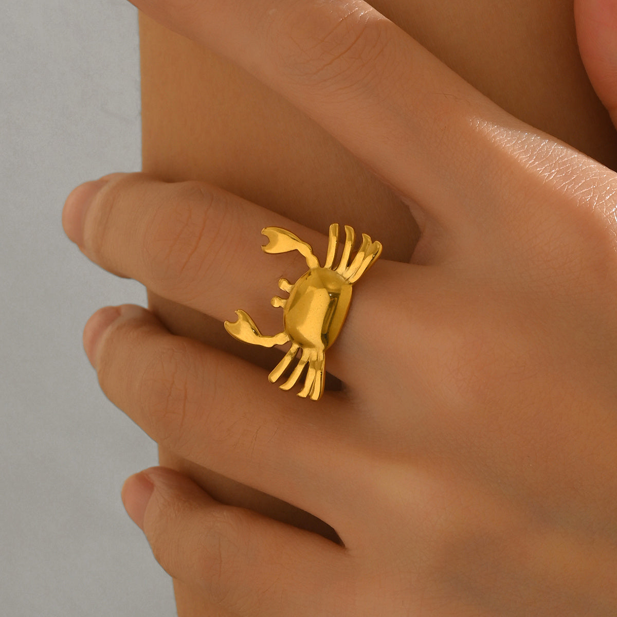 Crab Ring – 18K Gold Plated Stainless Steel