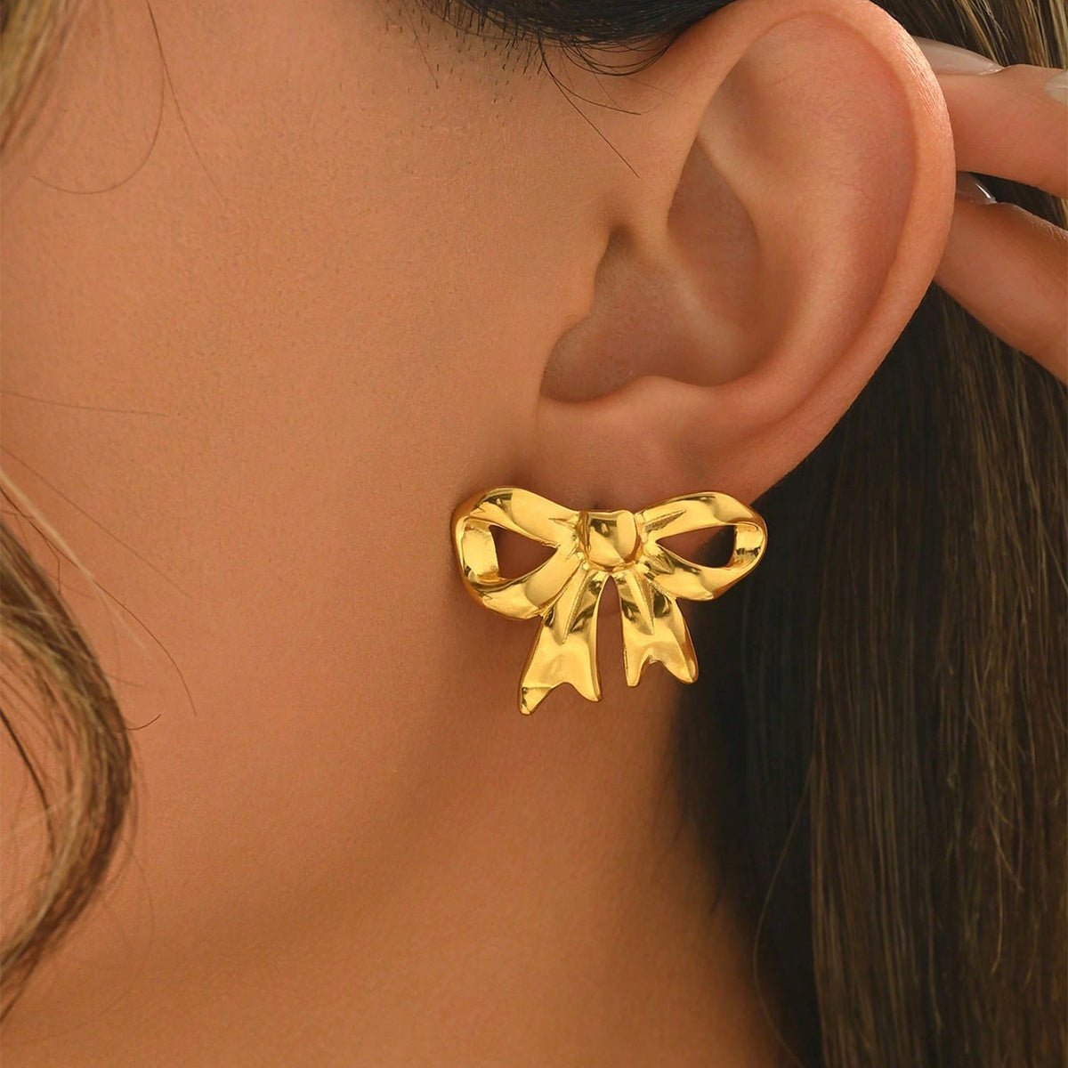 18K Gold Bow Jewelry Set – Elegant & Handmade