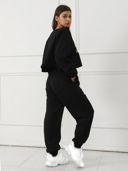 Women's 2-Piece Hoodie Set – Cropped Sweatshirt & Joggers